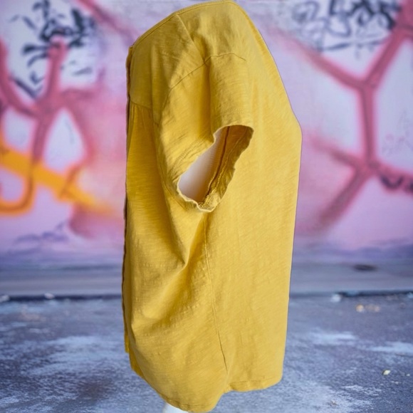 Mustard V-Neck Short Sleeve Women's Top - Picture 4 of 13